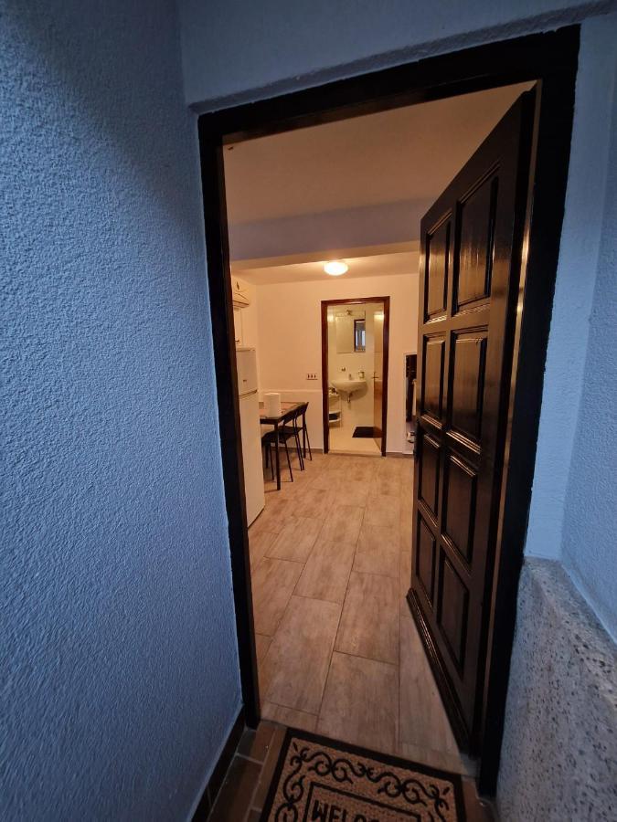 Apartments Luigi อูมัค ภายนอก รูปภาพ
